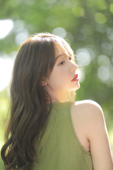 《丰满的女邻居》韩国